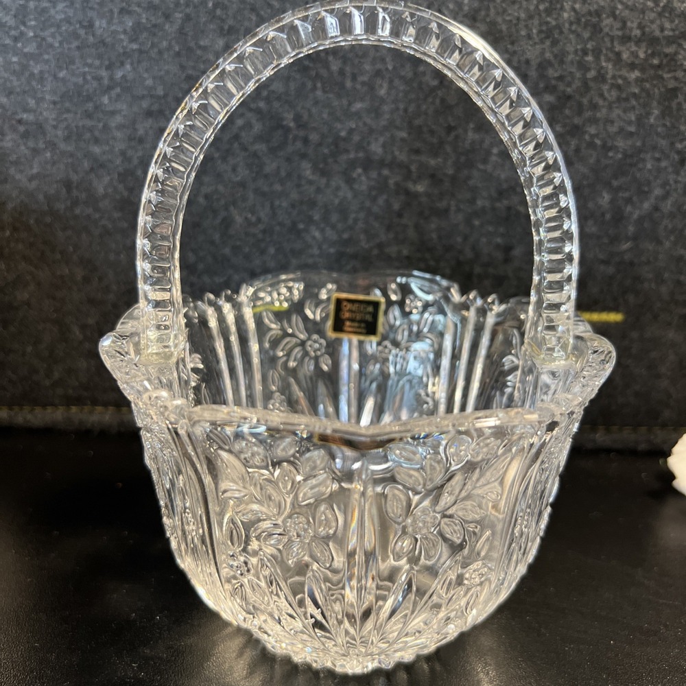 Vintage Oneida Crystal‎ Spring Lace Basket 5" x 7" Easter Candy Dish Potpourri